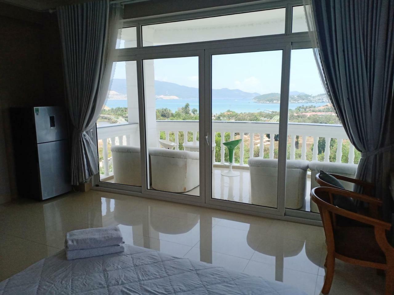 Nha Trang Star Villa Hotel Room photo